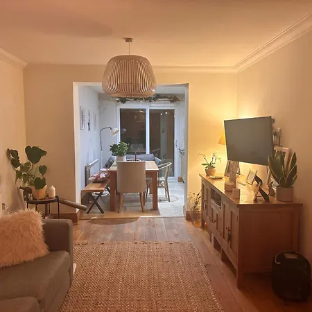 Large Double En-suite *